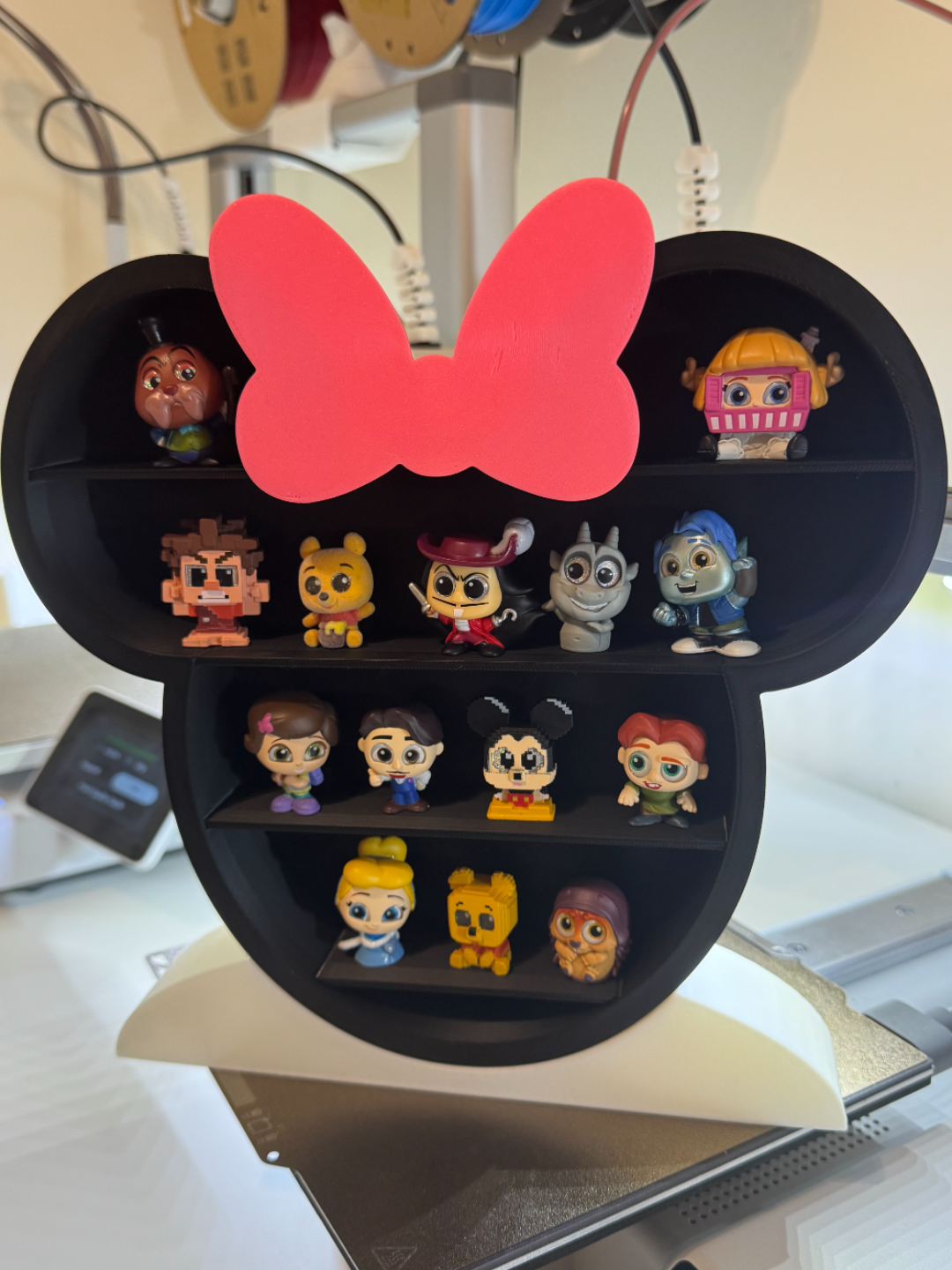 Minnie Mouse Shelf(figures not included)