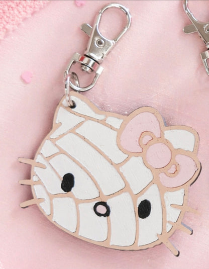 Hello Kitty Concha Keychain Can Opener